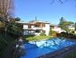 Doppelhaushälfte mit Schwimmbad im Grünen in Lugano-Sorengo